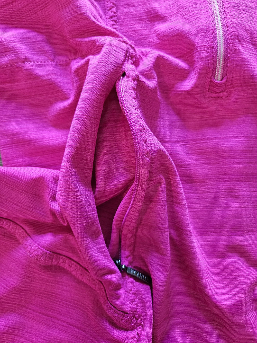 Athleta Pacifica Magenta Pink UPF Athletic  Tank - Picture 5 of 9